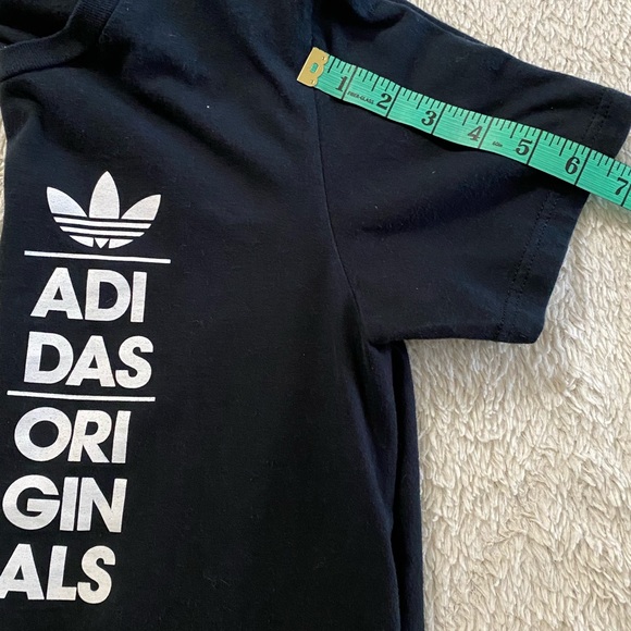 Adidas T-Shirt - Picture 4 of 5
